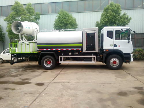东风D9洒水车60米喷雾车 东风D9洒水车60米喷雾车