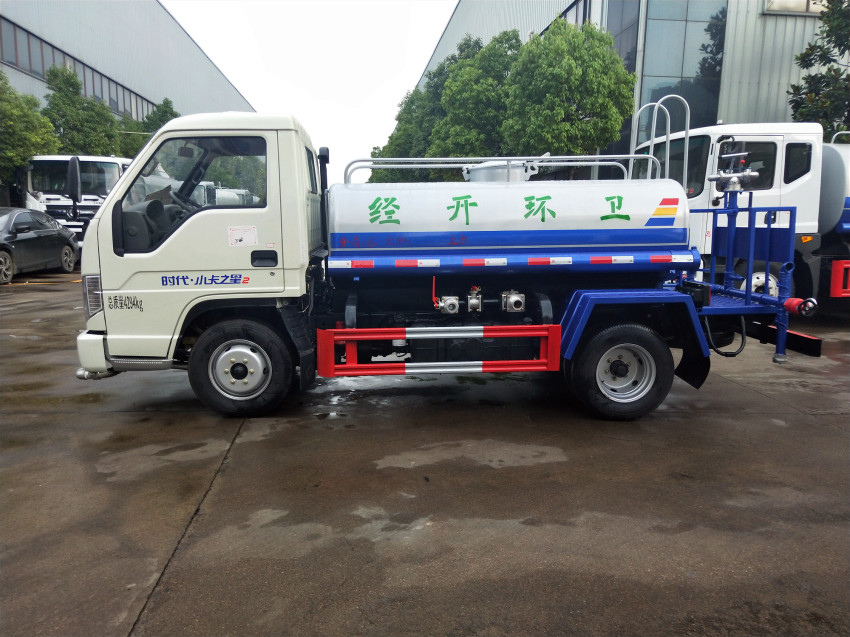 福田2吨洒水车 福田2吨洒水车