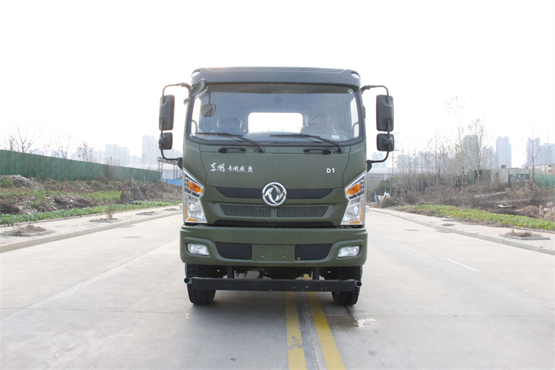 东风四驱动5方洒水车-沙漠5方专用洒水车