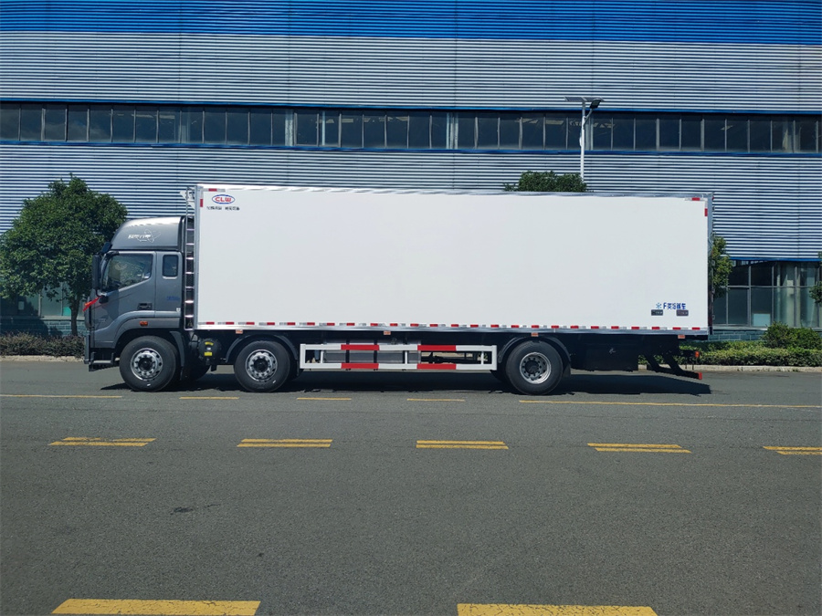 ����-ŷ��С������س���9.6�ף���س�