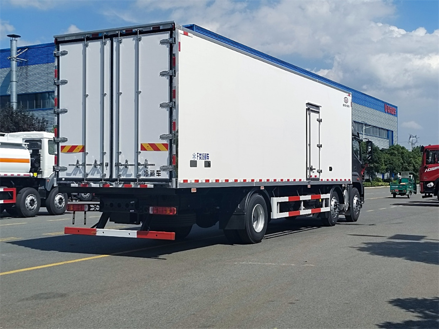 ����-ŷ��С������س���9.6�ף���س�