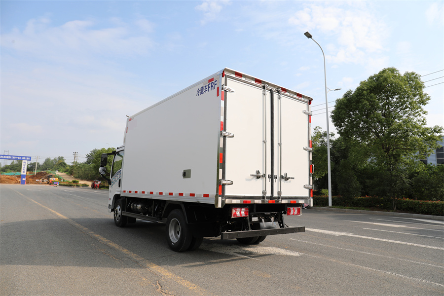 ��������S300����Դ��س���K8-140.41�ȵ磩�������ƴ��綯��س�